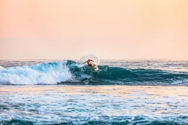 Stay Golden in Arugam Bay Surkurse