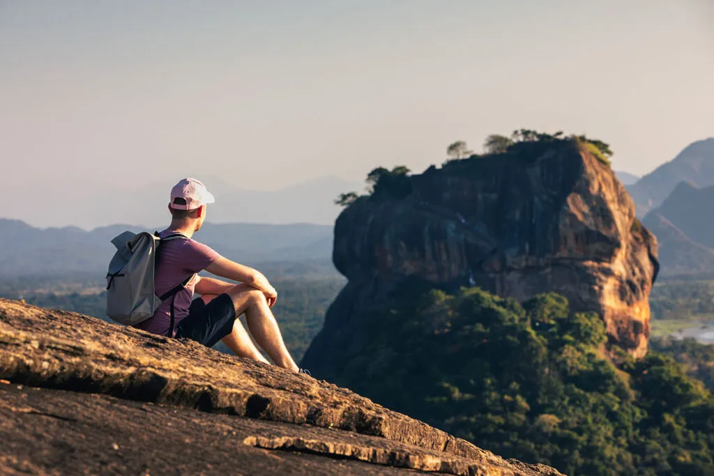 backpacking in sri lanka route